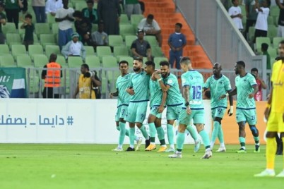 الأهلي يتوّج بدوري يلو