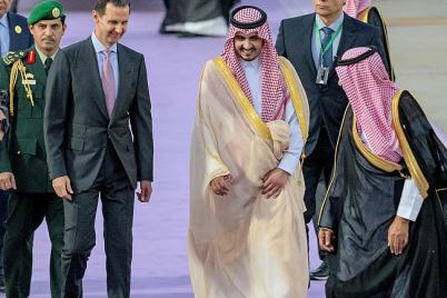 الرئيس السوري بشار الأسد يصل إلى مطار جدة للمشاركة في القمة العربية 32