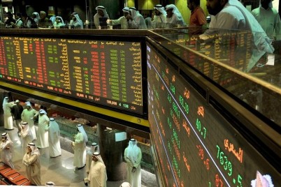 البورصات الخليجية تتراجع بفعل أزمة سقف الدين الأمريكي