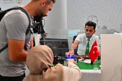 مبادرة "طريق مكة".. تواصل تقديم خدماتها للحجاج الأتراك المغادرين إلى المملكة