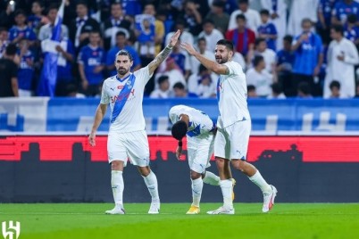 برباعاية الهلال يتجاوز الرائد