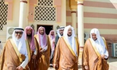 آل الشيخ يتفقد جامع الأمير عبدالله بن عبدالعزيز بن مساعد في عرعر ويوجه بإعادة فرشه