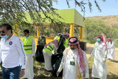 مبادرة الحفاظ على البيئة في احد رفيدة 