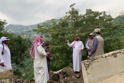 فريق من "المساحة الجيولوجية" يقوم بحصر وتقييم الأضرار بمحافظة فيفاء