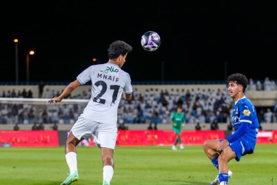 بالثلاثة الهلال من أمام الأخدود يبدأ موسمه الكروي الجديد لدوري "روشن"