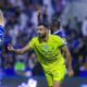 بثلاثية... الخليج يهزم الهلال بدوري روشن