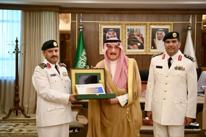 أمير جازان يتسلم التقرير السنوي لقيادة حرس الحدود بالمنطقة للعام 2024